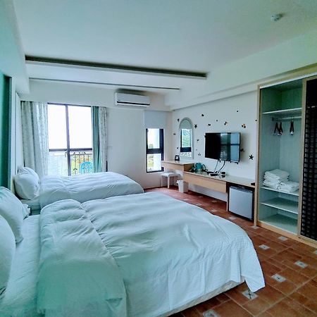 Shell Sand Homestay Magong Exterior photo